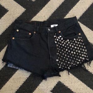 Levi  high waist 501 studded black shorts shorts